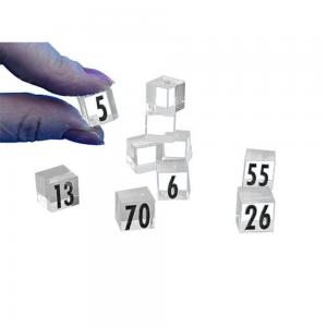 25 cubes de balisage de vitrine