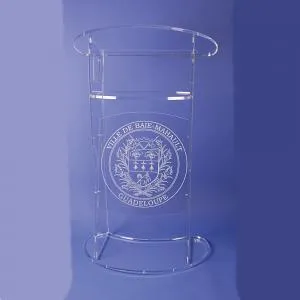 Gravure au laser sur Plexiglass