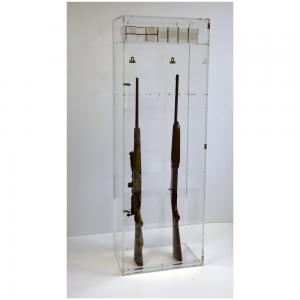 Vitrine à fusils fermée à clefs